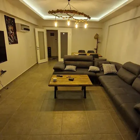 Central Suite 公寓 费特希耶