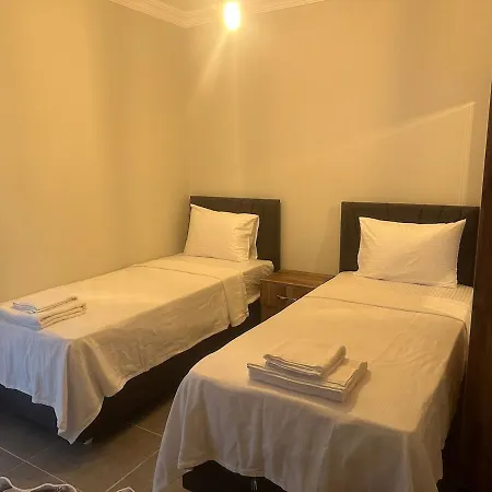 Central Suite 아파트 *